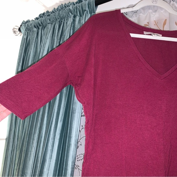 Express One Eleven - size medium - wine color lounge top - Picture 4 of 4